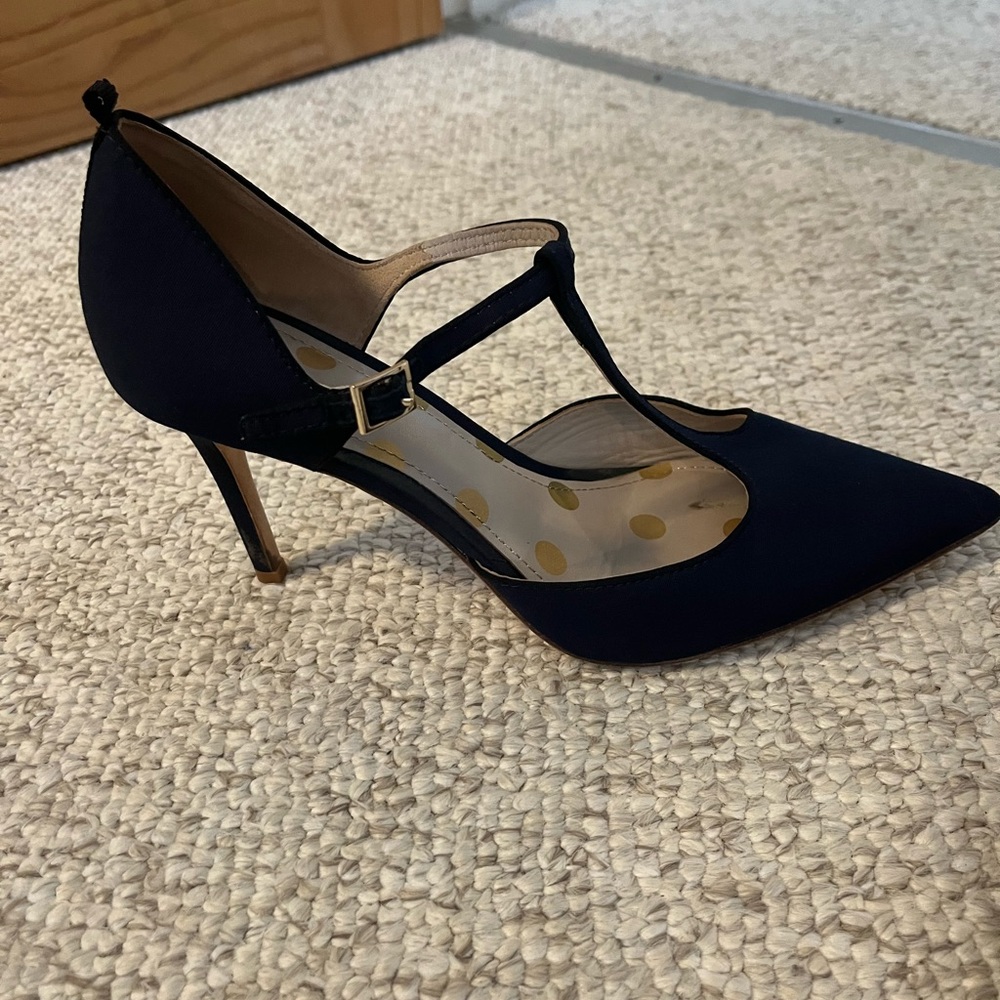 Navy heels Boden